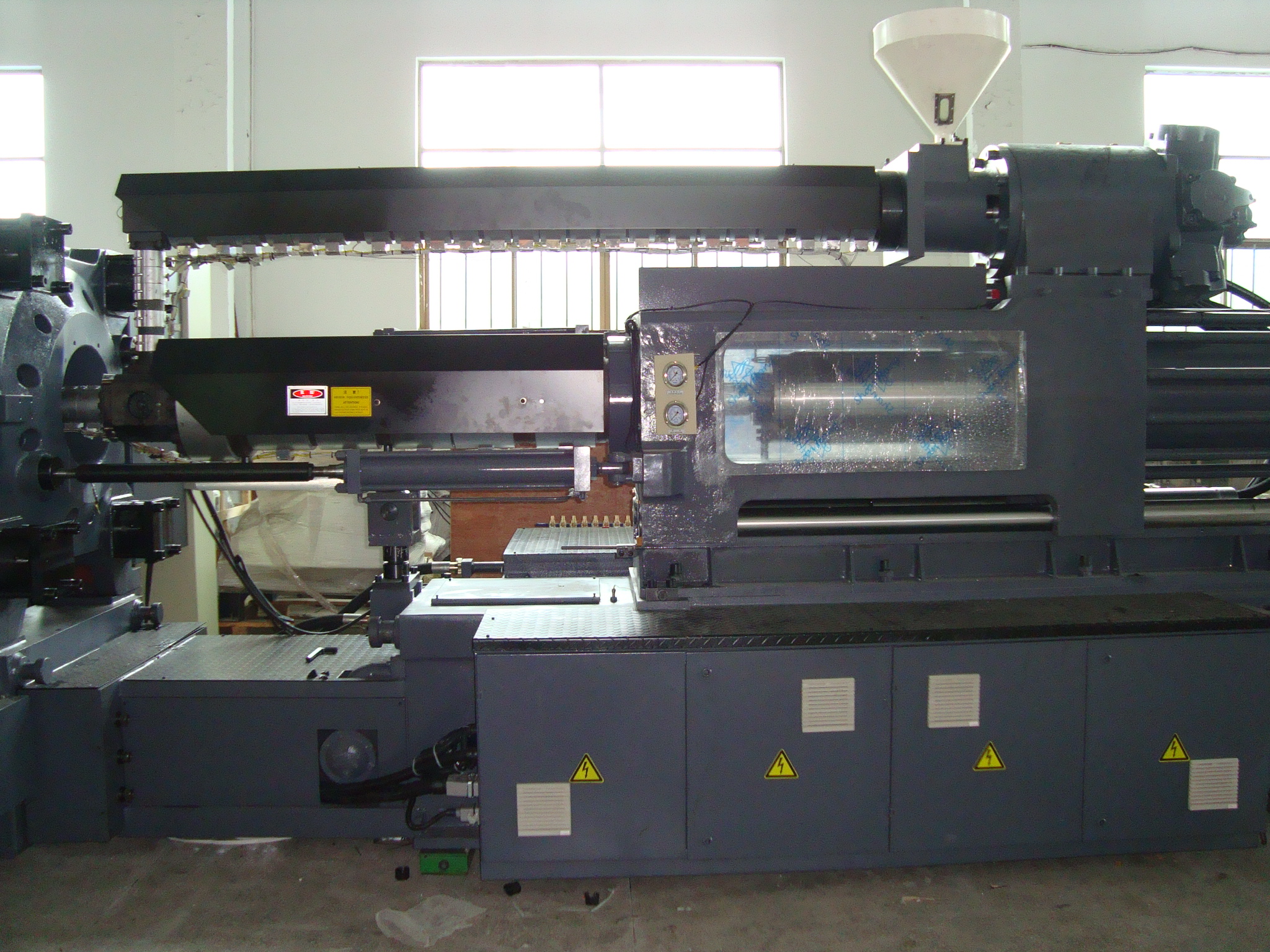 SZJ—12500 PEHD IMM
